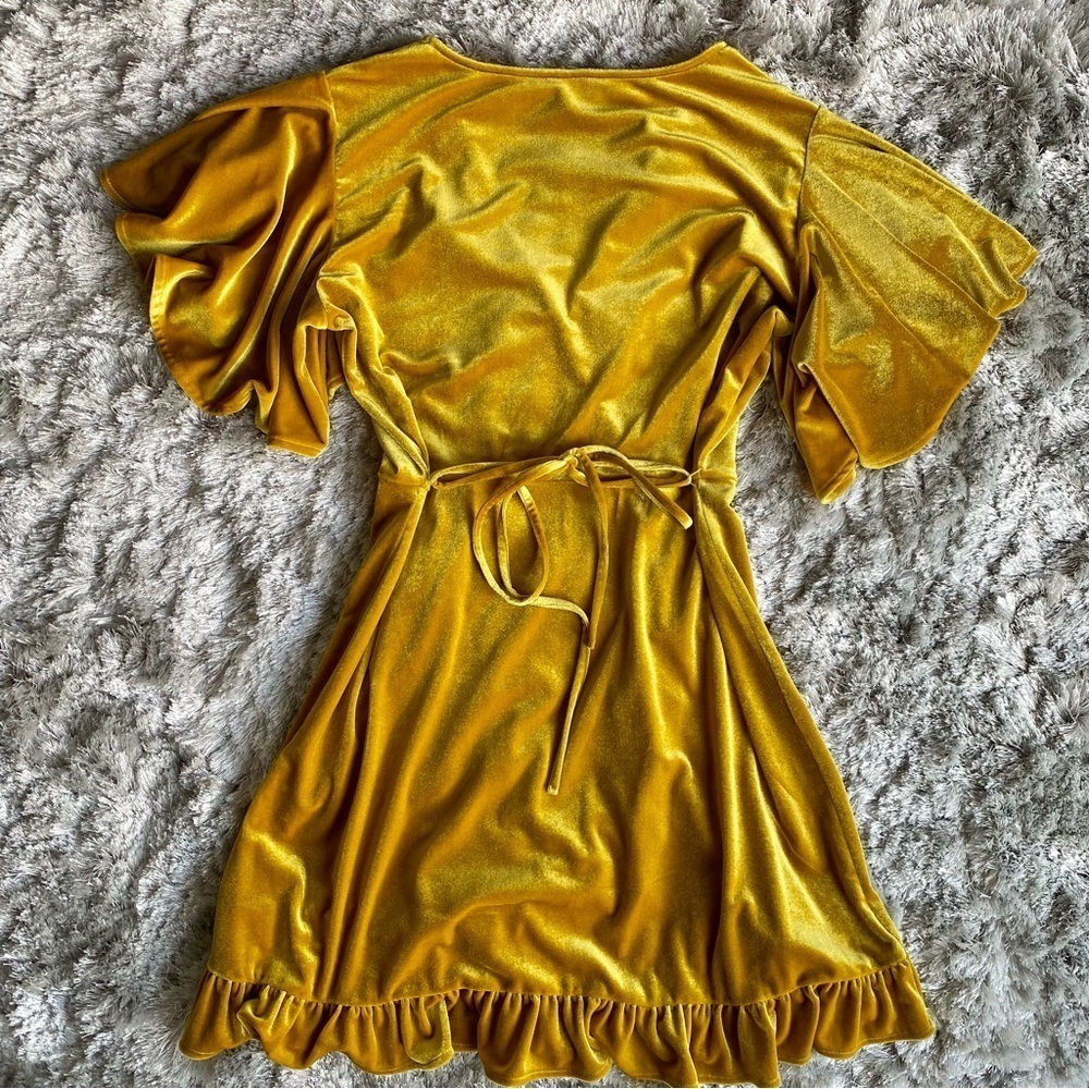 Jack by BB Dakota Velour Fit & Flare Wrap Dress Size S/M - Picture 9 of 9